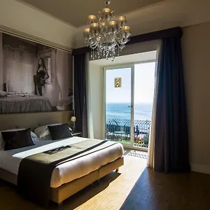 Partenope Relais Otel
